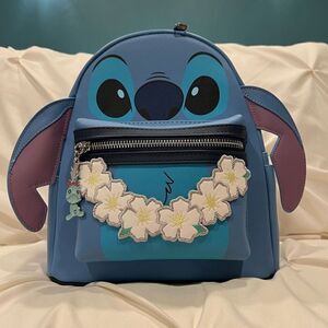 Loungefly X Disney Lilo & Stitch Mini Backpack with Lei Scrump Charm NWT